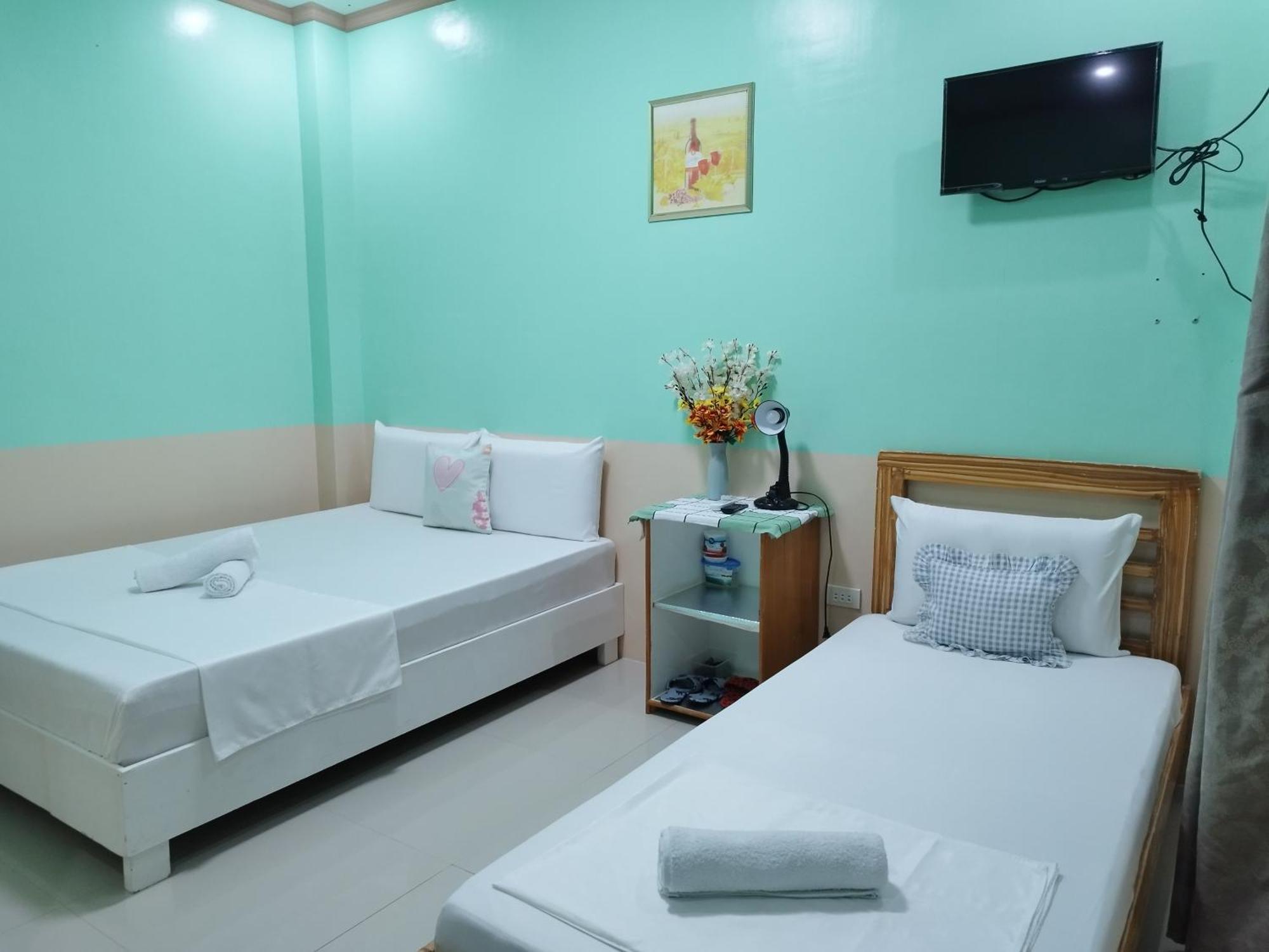 Ocean View Lodging House Bed & Breakfast Oslob Ngoại thất bức ảnh